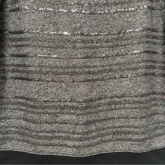 Victoria's Secret Boat Neckline 3/4 Sleeves Sequined Gray Sweatshirt Size XS - Picture 4 of 9